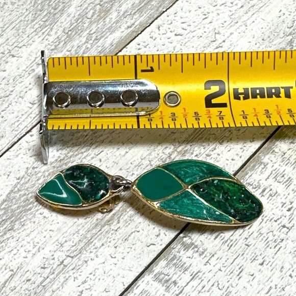 Vintage Clip-On Earrings With Green Enamel & Gold-Tone Leaf Design - Picture 2 of 4